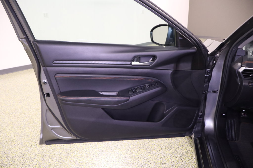 Used 2020 Nissan Altima 2.5 SR w/ Premium Package FWD image 36