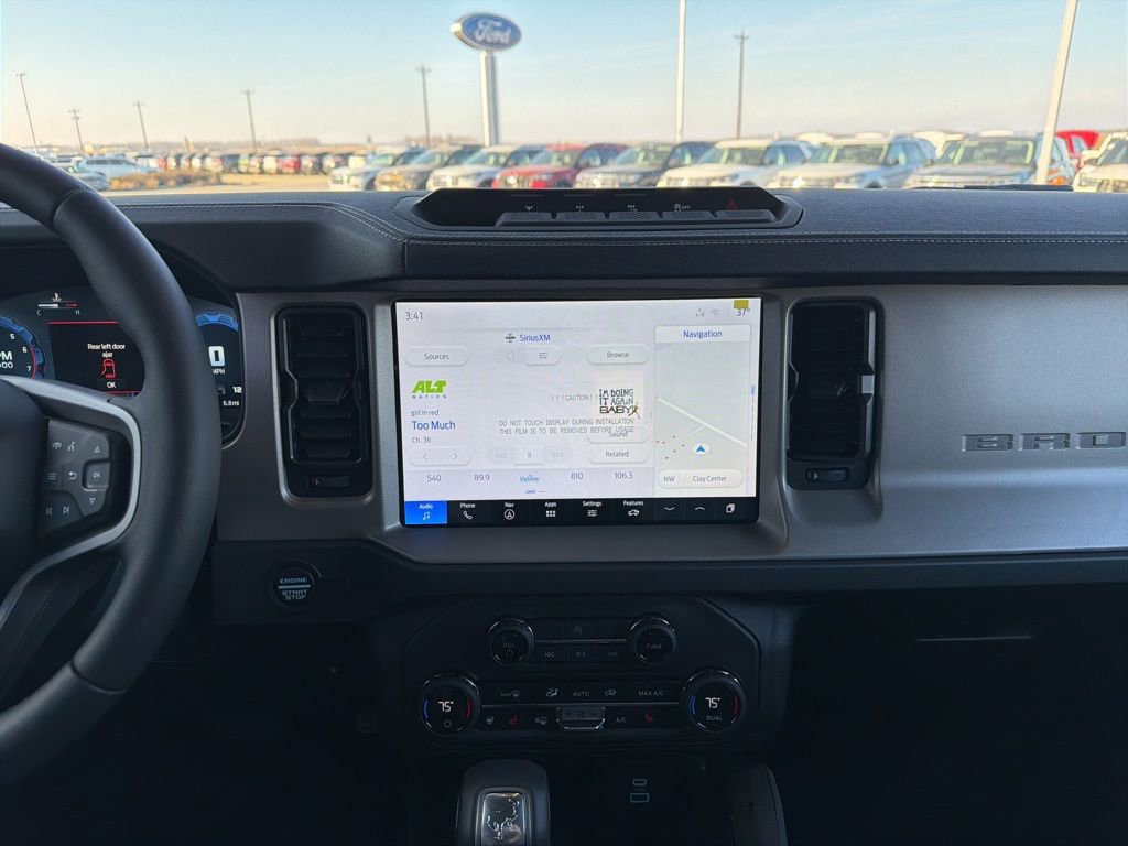 New 2025 Ford Bronco Outer Banks w/ Sasquatch Package image 15