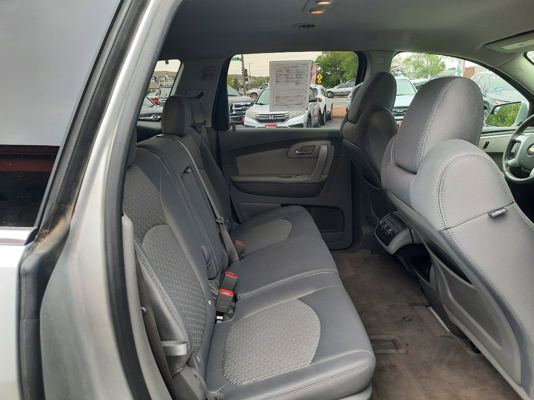 Used 2010 Chevrolet Traverse LT w/ Personal Connectivity Package AWD/4WD image 9