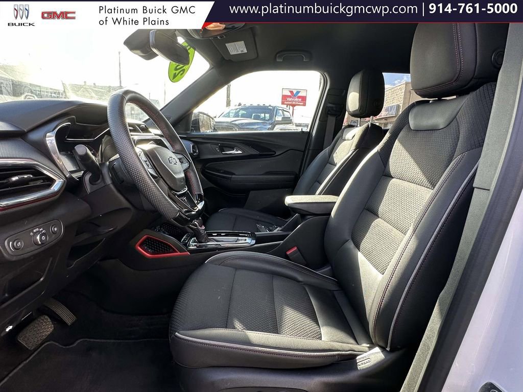 Used 2023 Chevrolet TrailBlazer RS w/ Convenience Package image 15