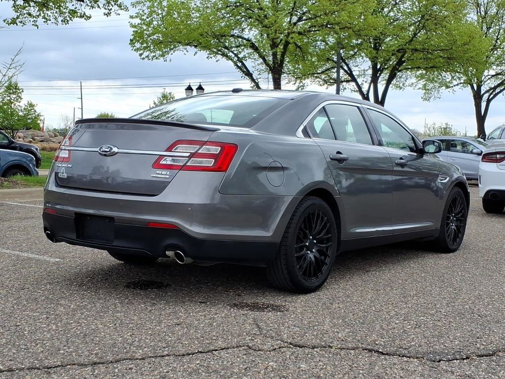Used 2013 Ford Taurus SEL FWD image 5