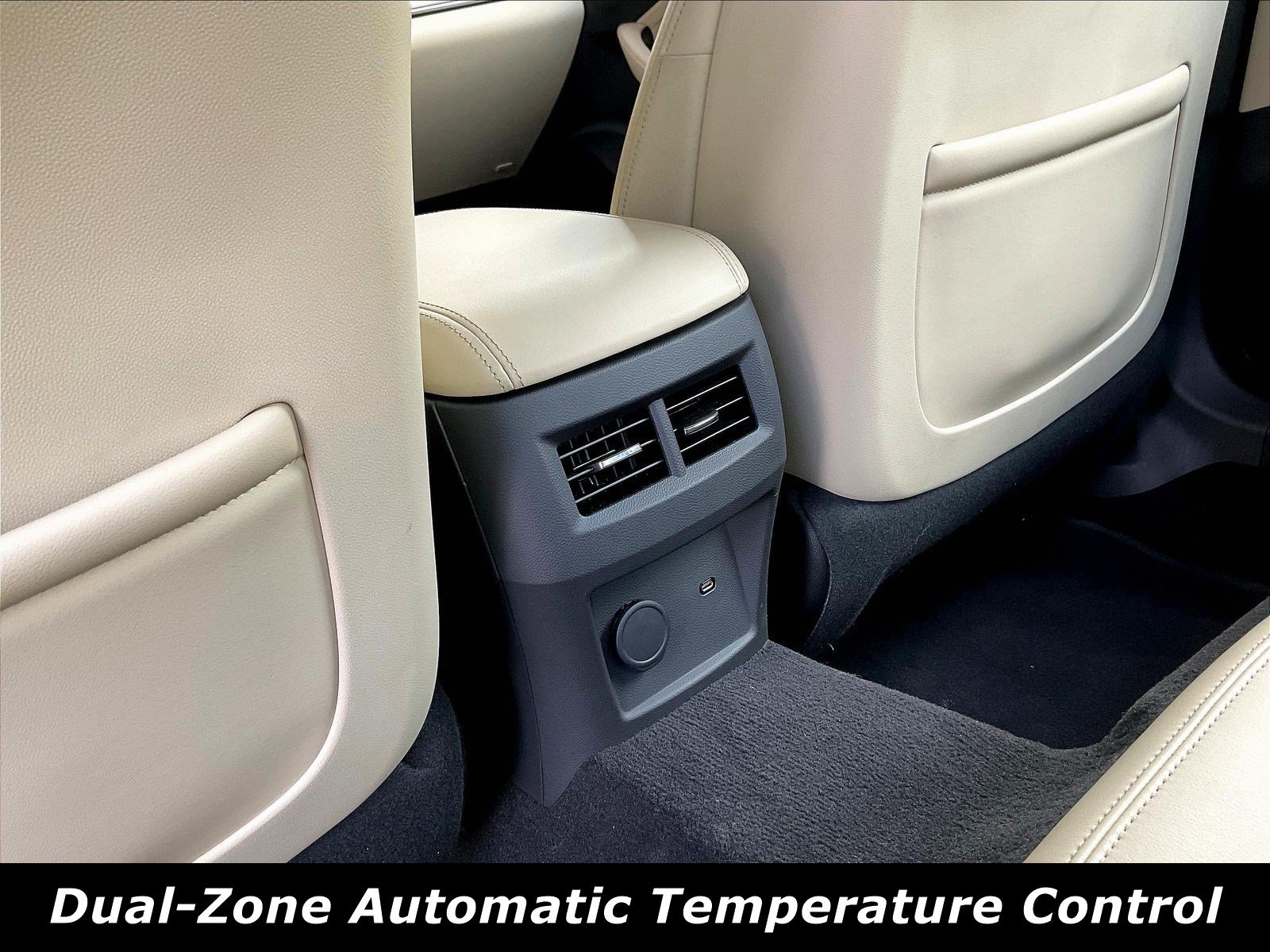 Used 2020 Cadillac CT5 Luxury w/ Cold Weather Package AWD/4WD image 10