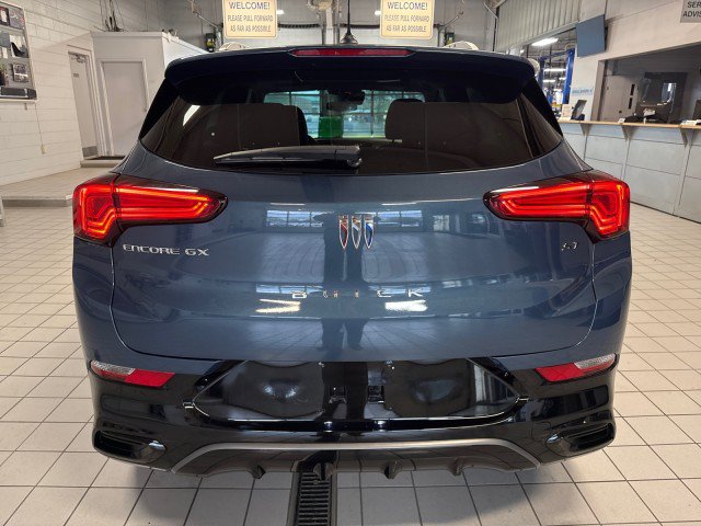 Used 2024 Buick Encore GX Sport Touring w/ Comfort Package FWD image 4