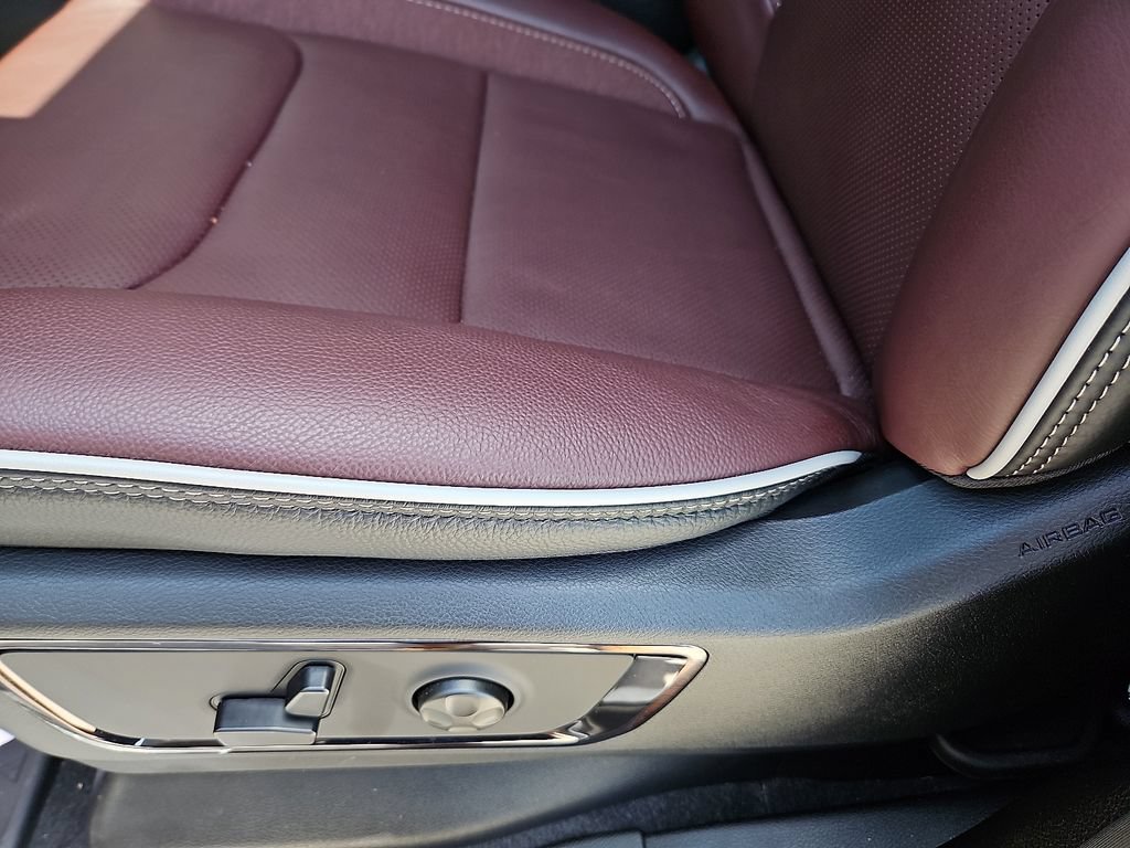 Used 2026 RAM 1500 Limited AWD/4WD image 23