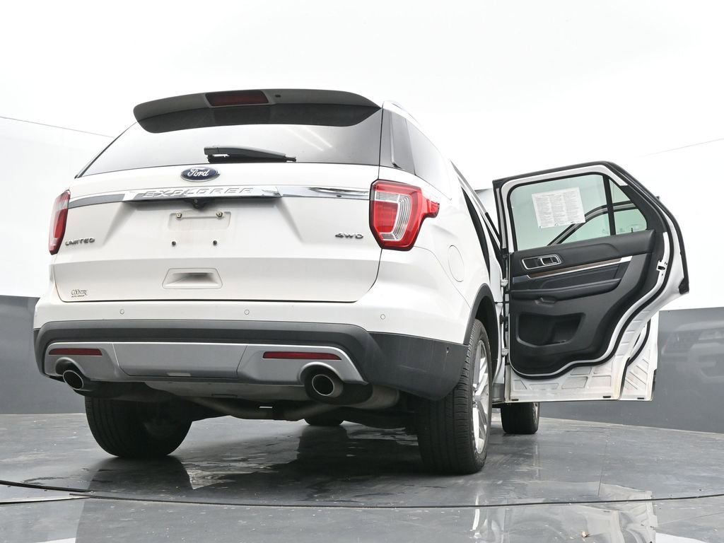 Used 2017 Ford Explorer Limited w/ Equipment Group 301A image 77