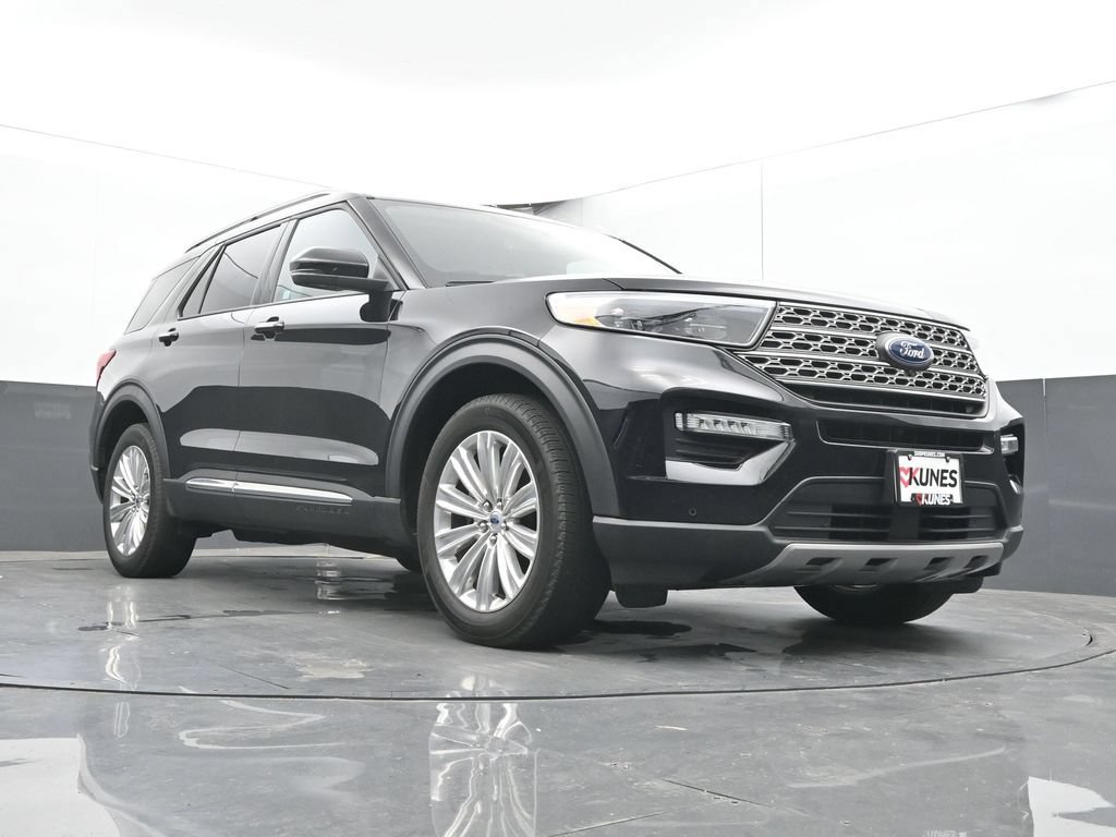 Used 2023 Ford Explorer Limited w/ Limited Technology Package AWD/4WD image 40