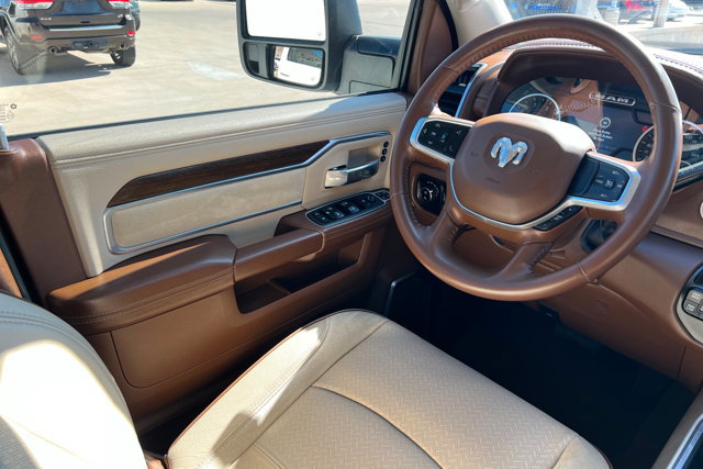 Used 2023 RAM 2500 Laramie AWD/4WD image 11
