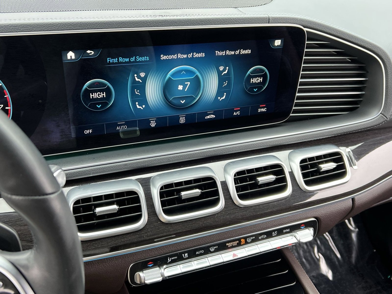 Certified 2022 Mercedes-Benz GLS 450 4MATIC image 19