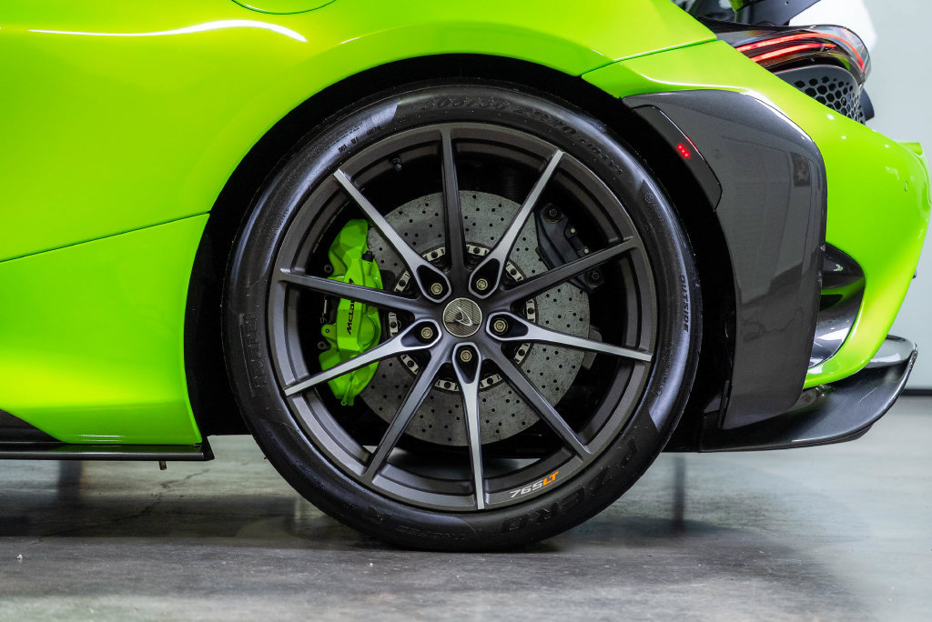 Used 2022 McLaren 765LT RWD image 33