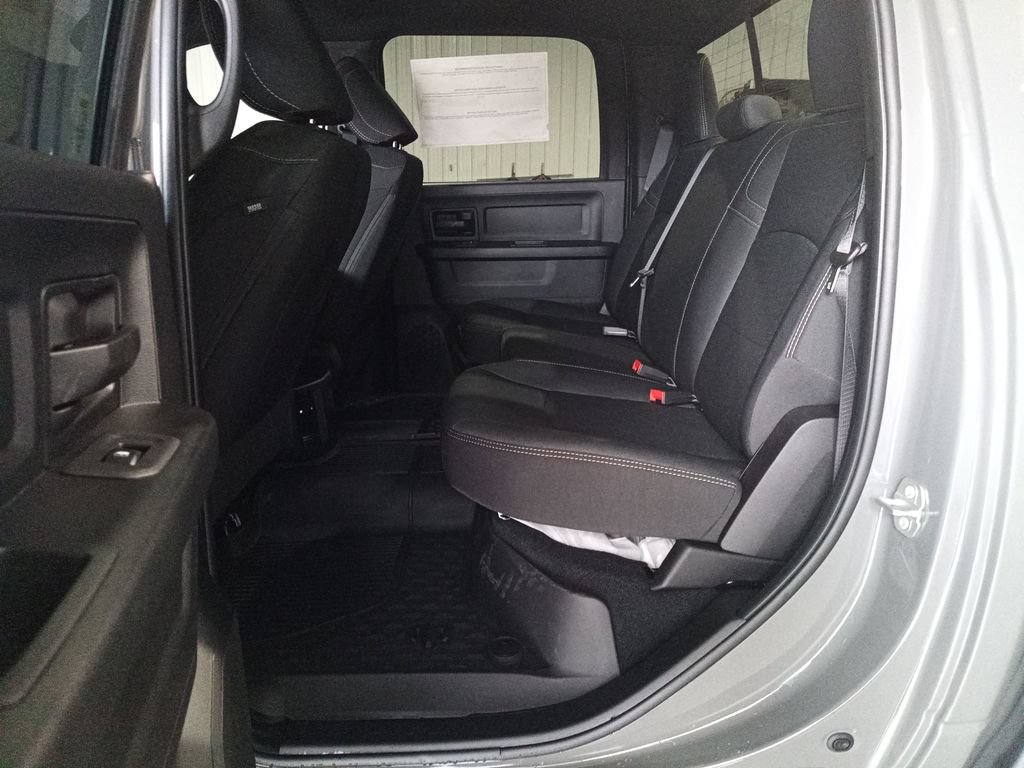 New 2026 RAM 2500 Warlock AWD/4WD image 15