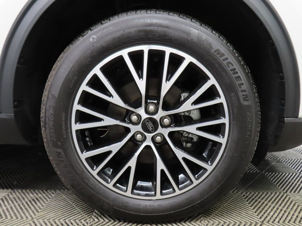 Used 2023 Ford Escape SE image 8