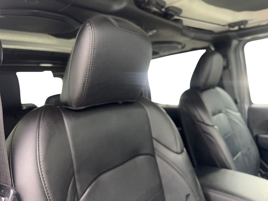 Used 2023 Jeep Wrangler Altitude image 44