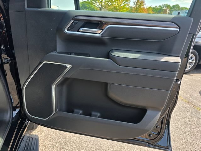 Used 2026 Chevrolet Silverado 1500 LT w/ LPO, Liner Protection Package AWD/4WD image 8