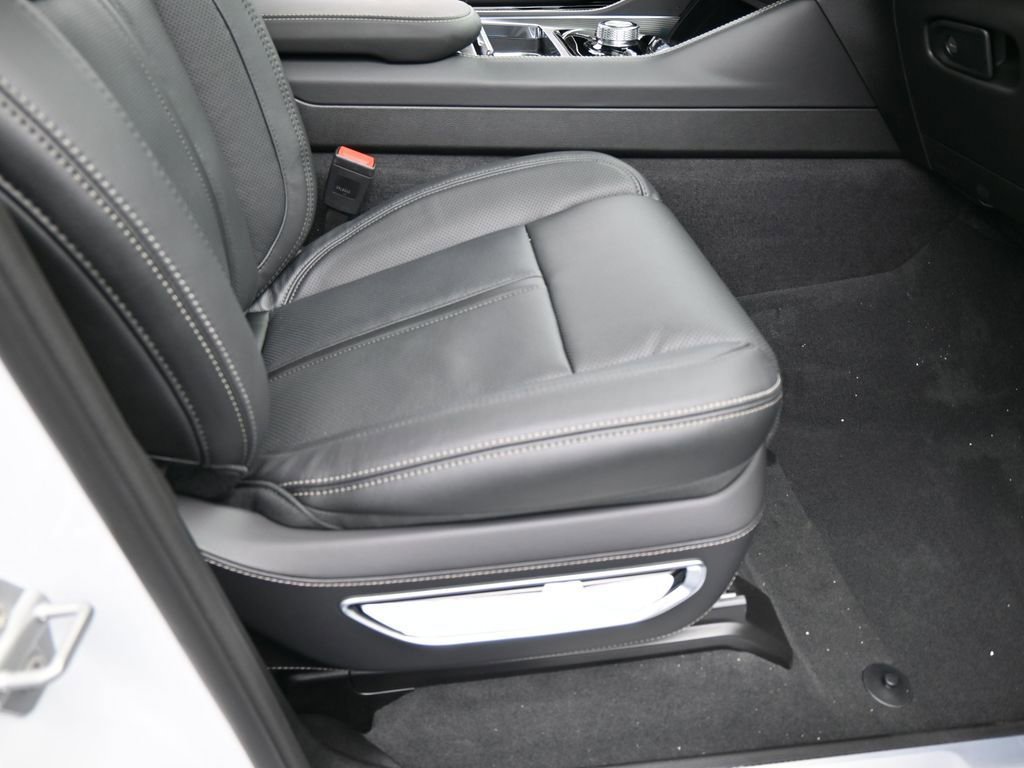 New 2026 Jeep Grand Wagoneer Summit image 41