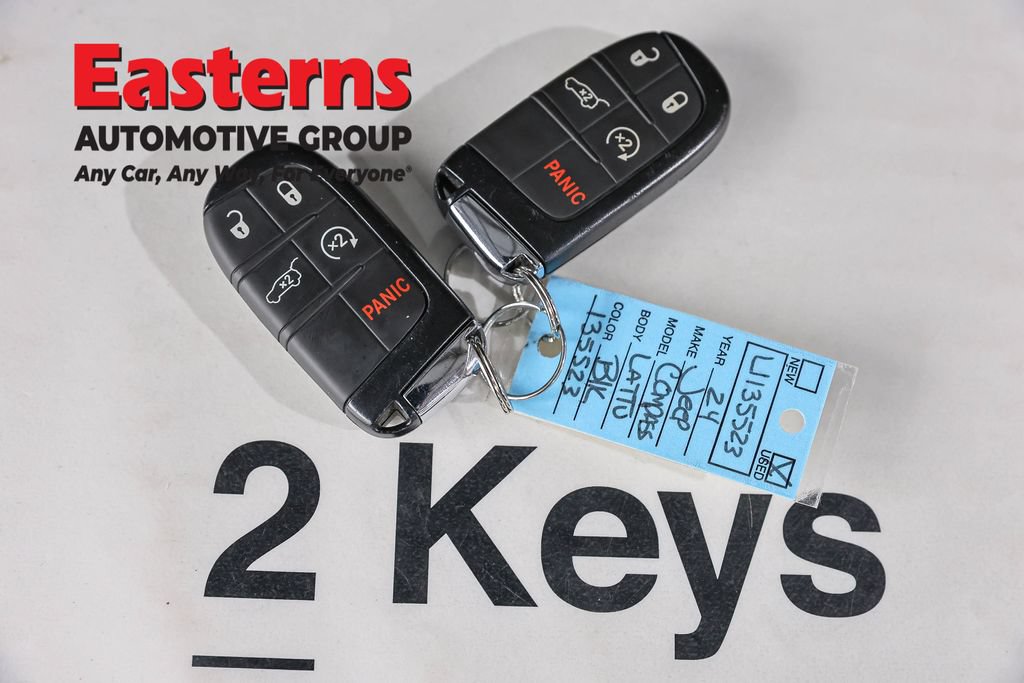 Used 2024 Jeep Compass Latitude AWD/4WD image 24