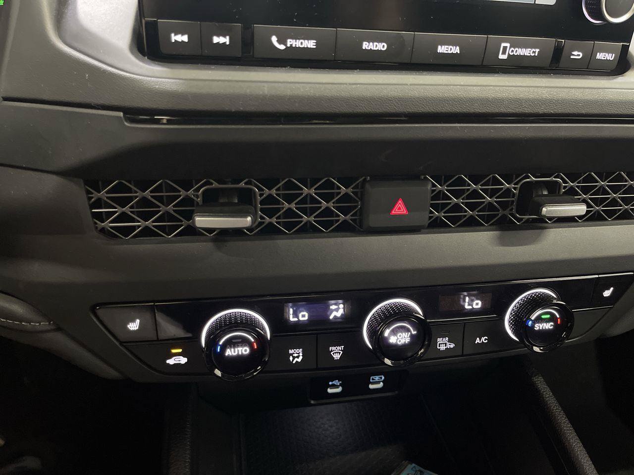 Certified 2025 Honda Accord SE image 18