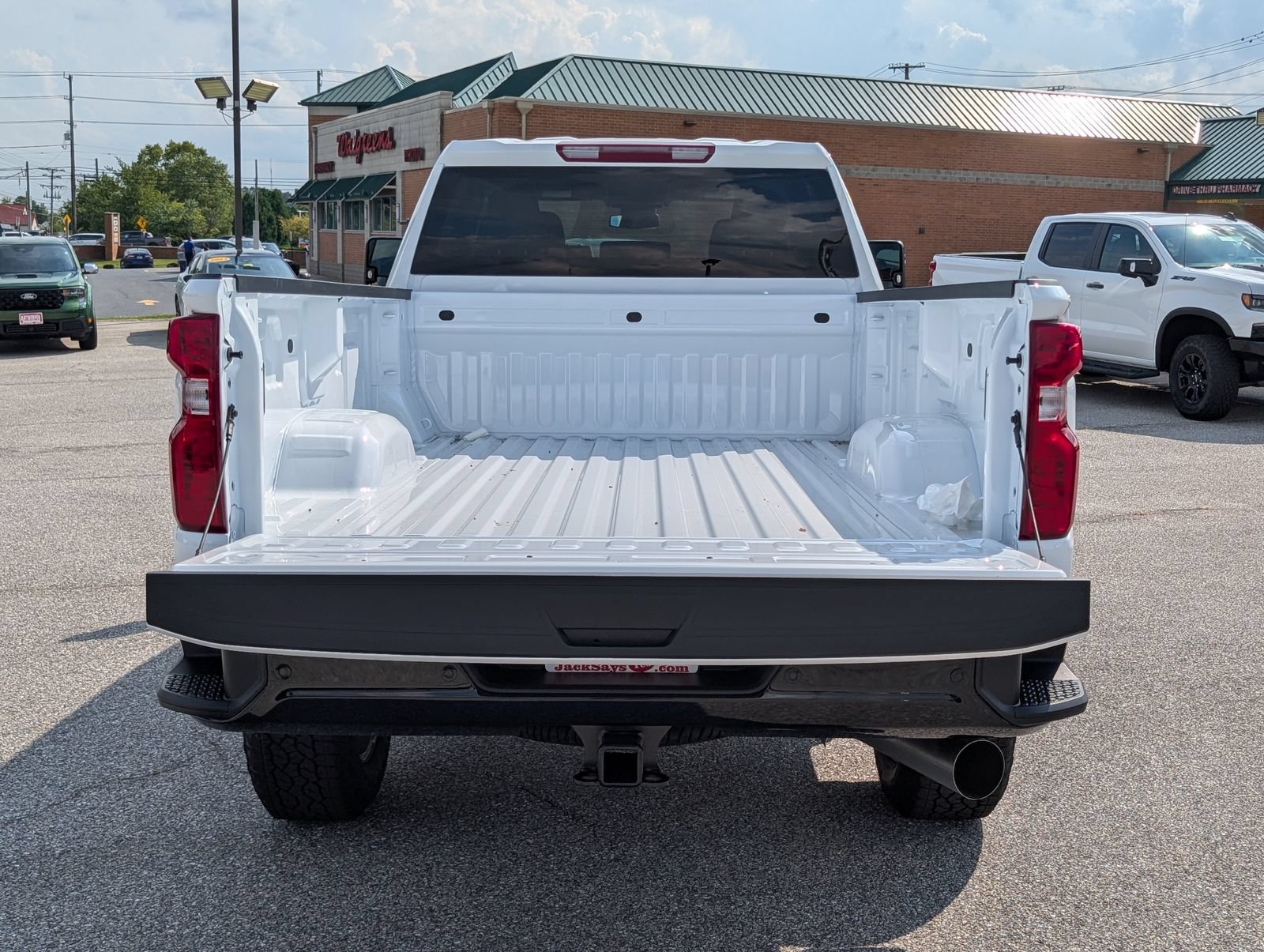 New 2026 Chevrolet Silverado 2500 Custom w/ Custom Value Package AWD/4WD image 10