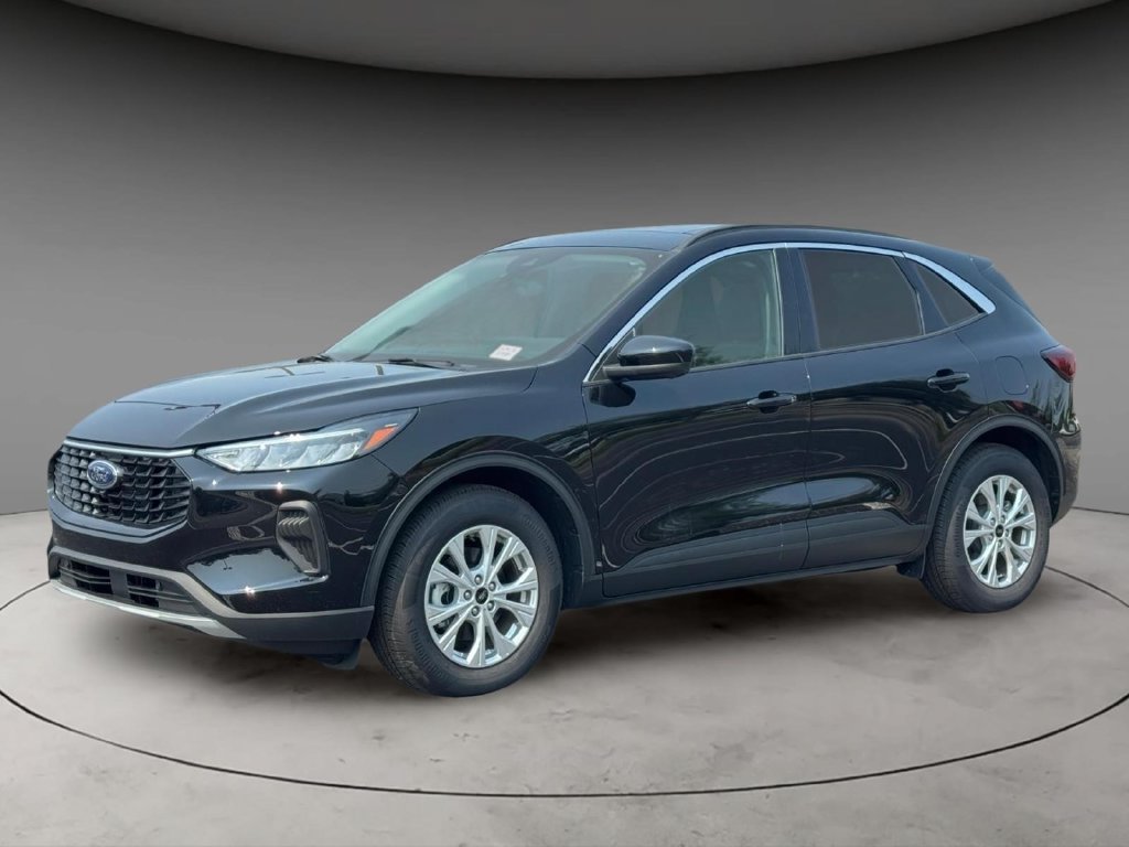 New 2024 Ford Escape Active w/ Tech Pack #2 FWD image 1
