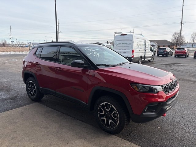 New 2026 Jeep Compass Trailhawk image 7