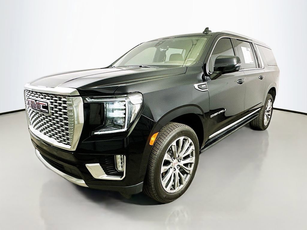 Used 2021 GMC Yukon XL Denali w/ Denali Premium Package video 3