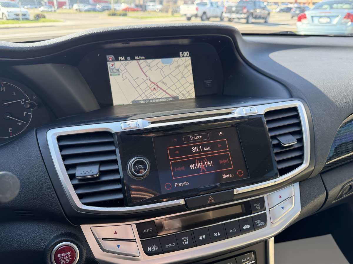 Used 2014 Honda Accord EX-L image 22