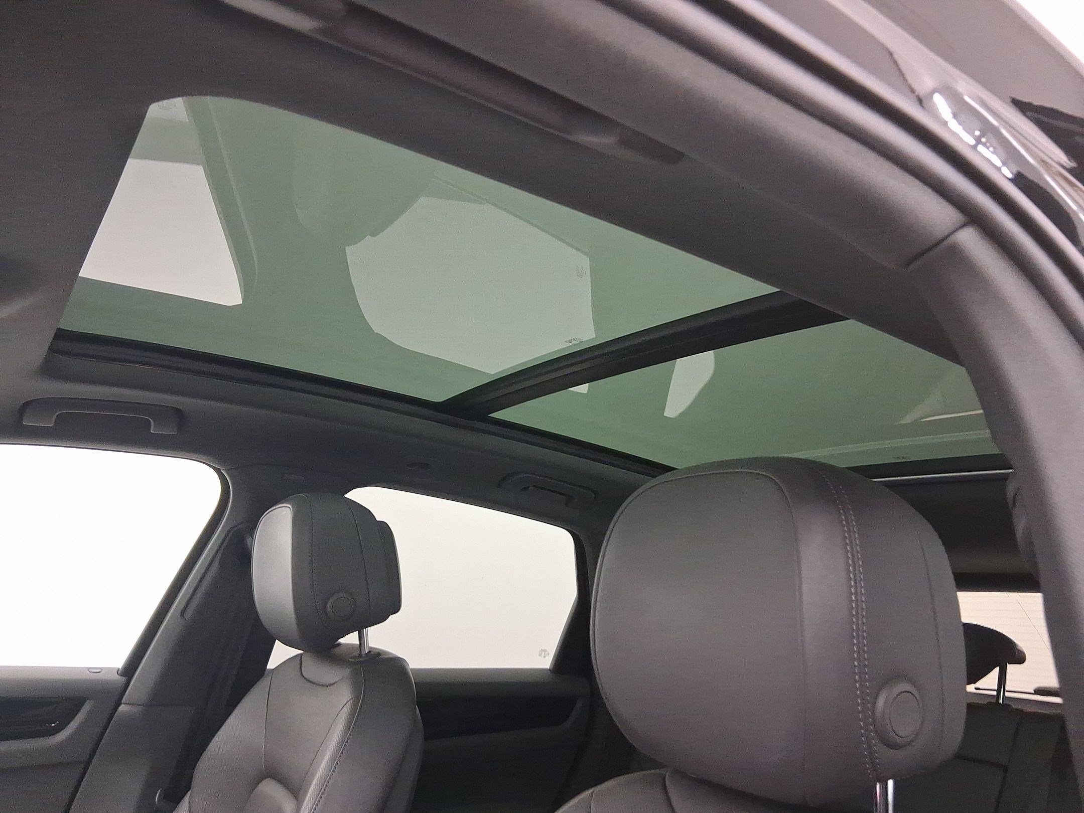 Used 2021 Porsche Cayenne image 28