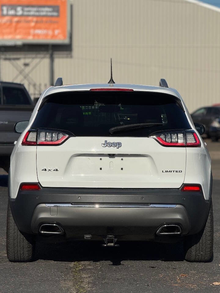 Used 2019 Jeep Cherokee Limited w/ Luxury Group image 14