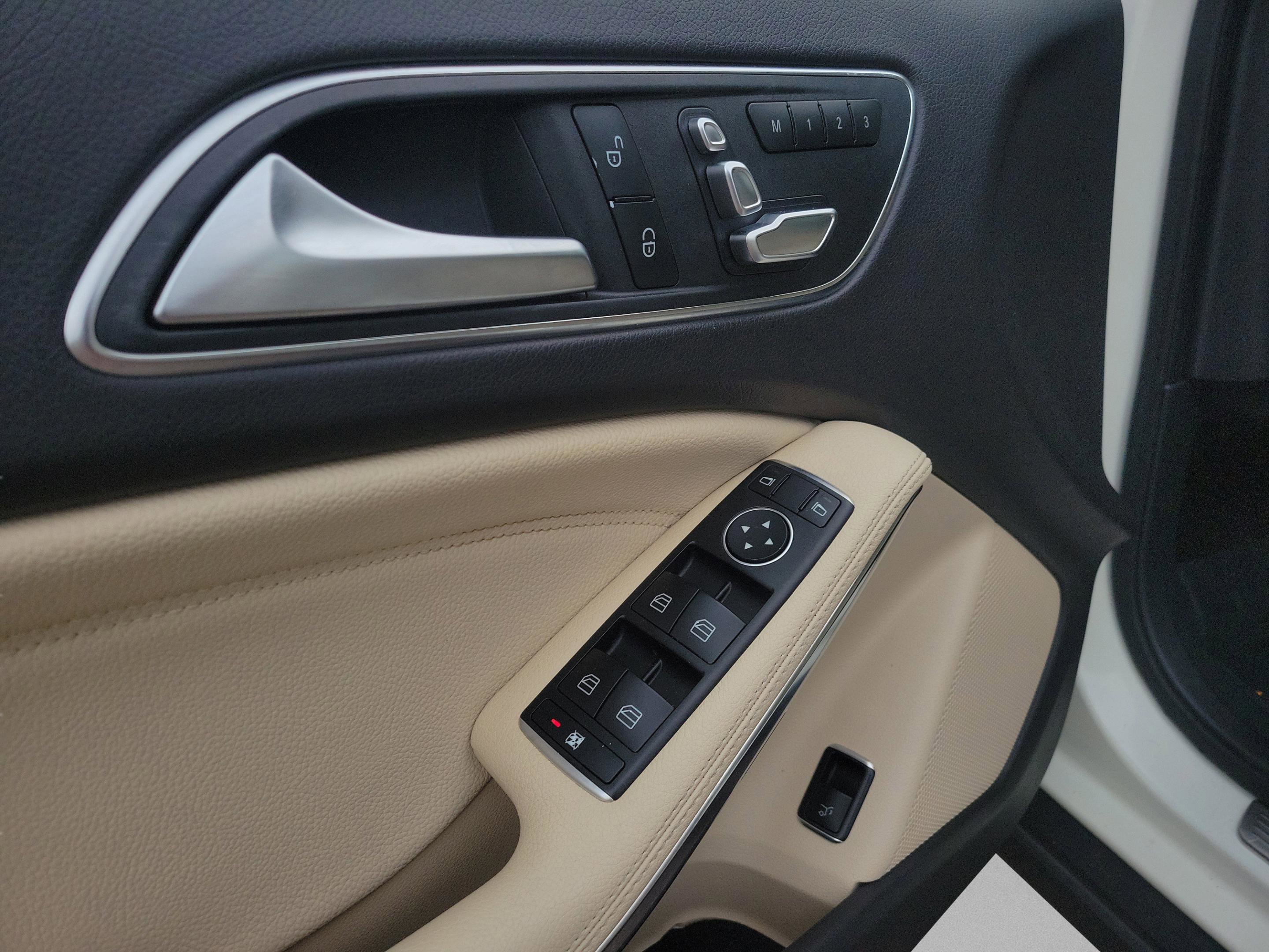 Certified 2018 Mercedes-Benz GLA 250 image 22