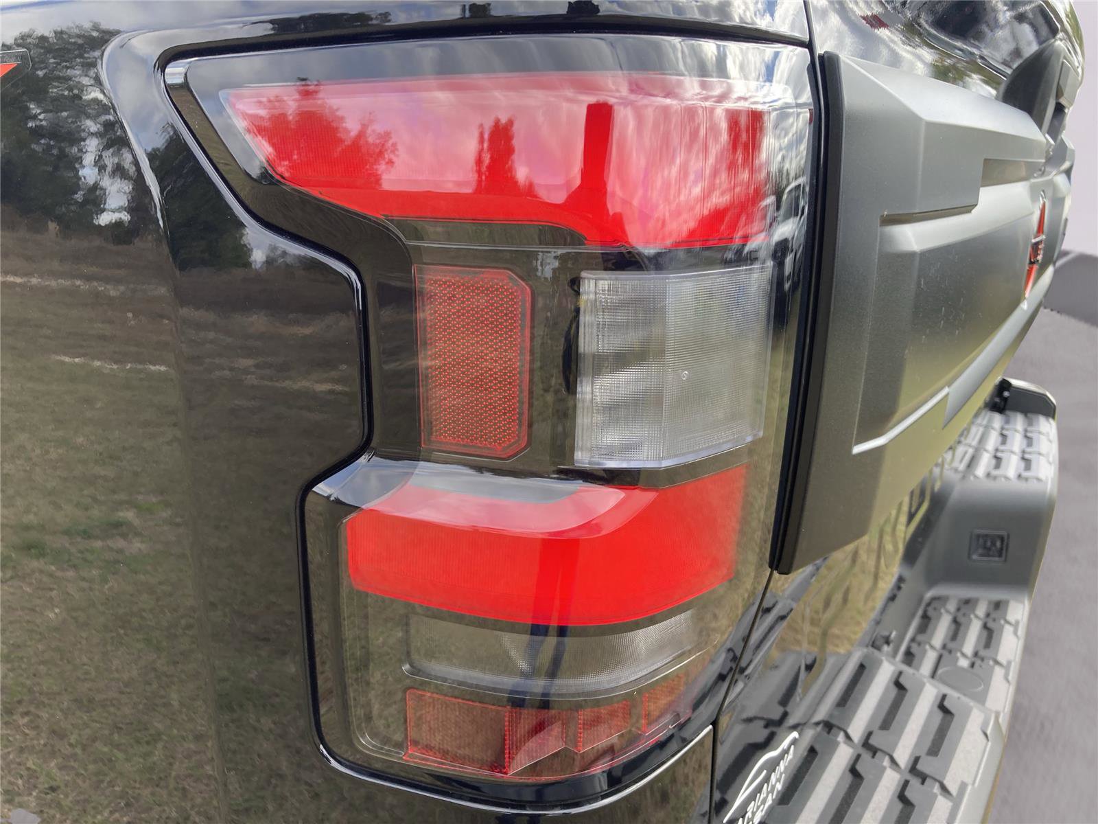 New 2026 Nissan Frontier PRO-4X w/ Pro-4x Convenience Package image 12