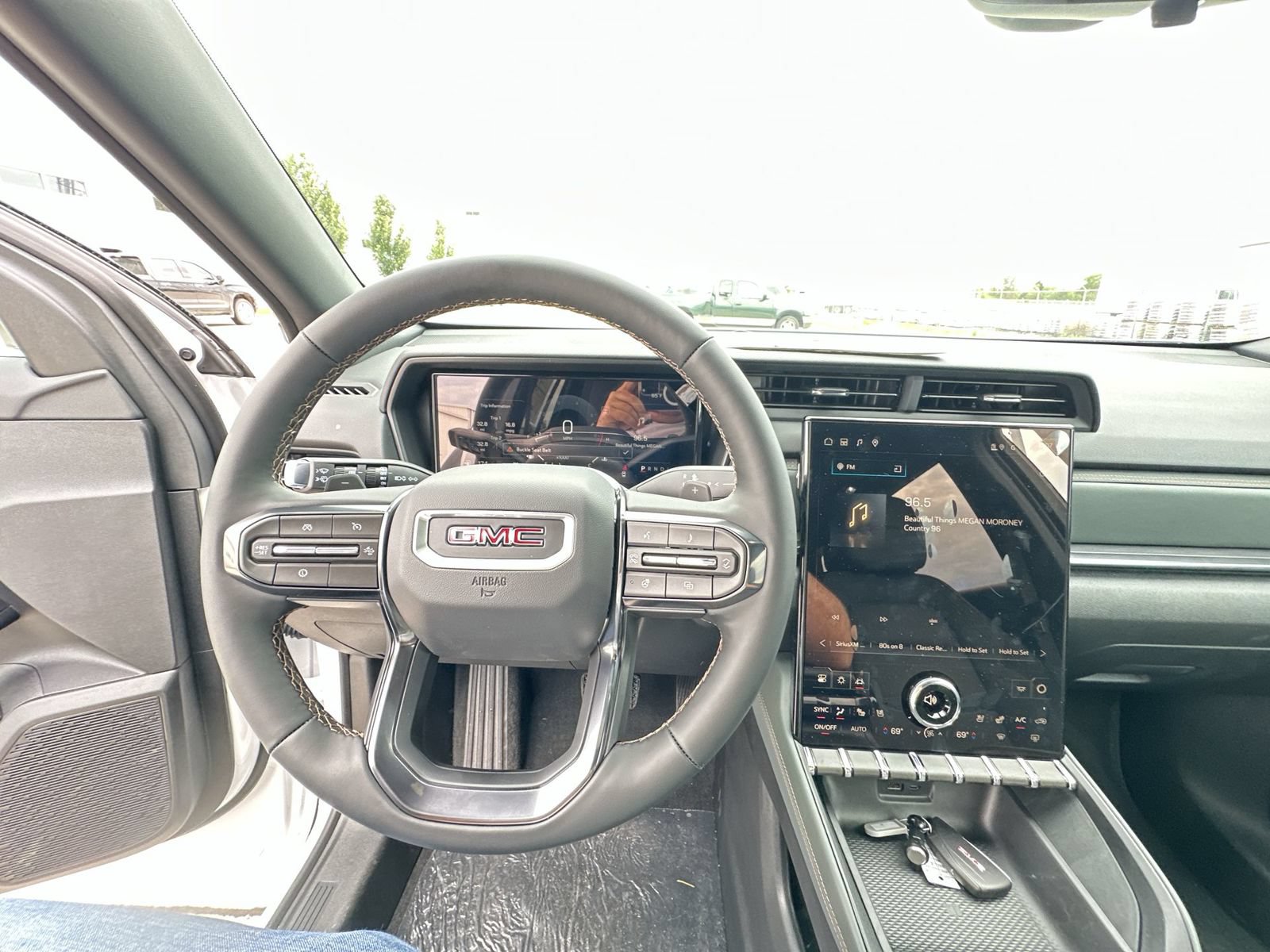 New 2026 GMC Terrain AT4 w/ Convenience Package III AWD/4WD image 11