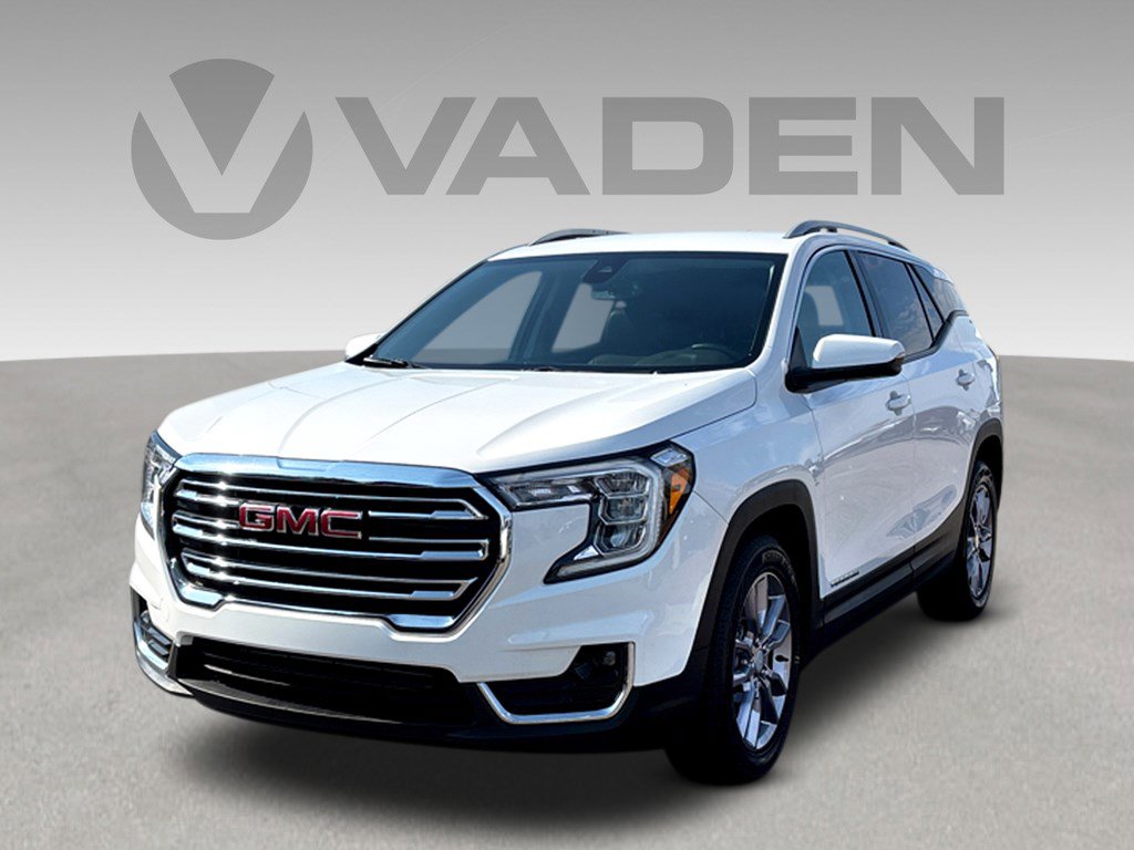 Used 2023 GMC Terrain SLT image 3