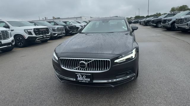 Used 2025 Volvo S90 B6 Plus AWD/4WD image 4