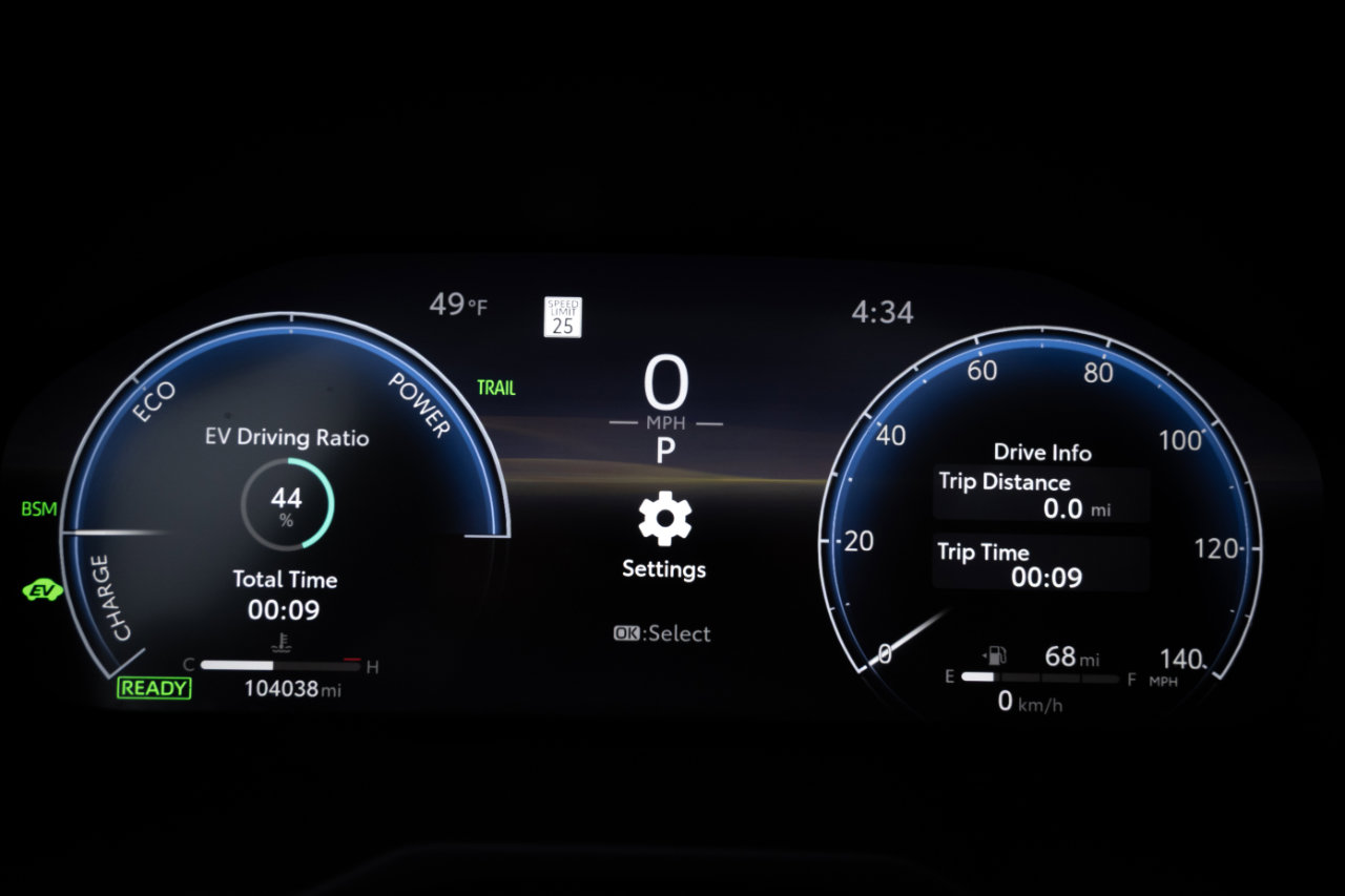 Used 2023 Toyota RAV4 XSE image 31