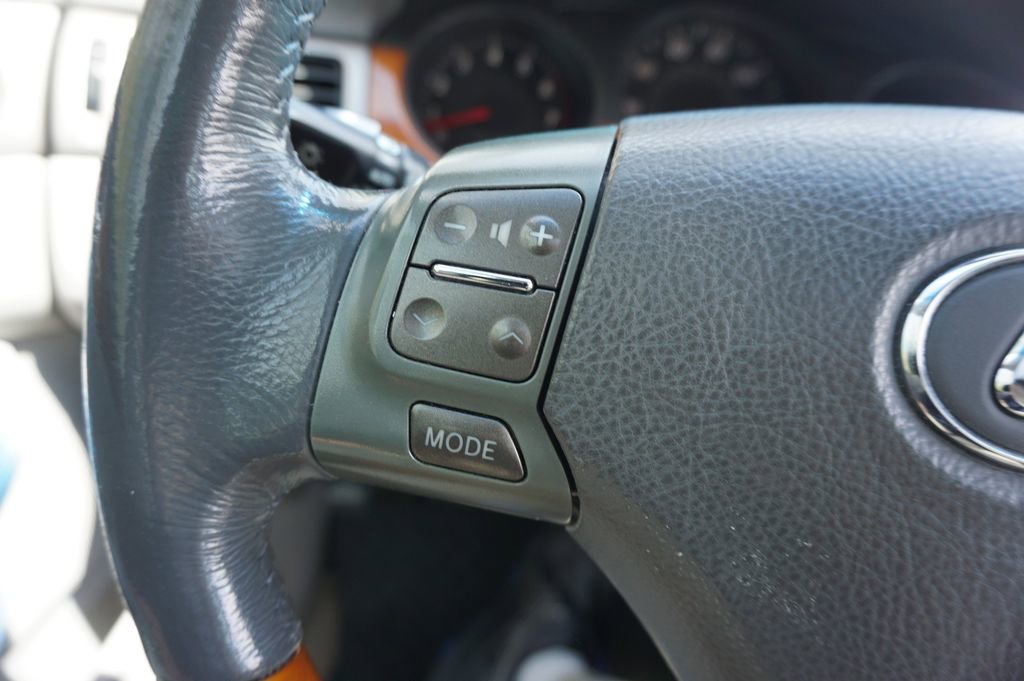 Used 2005 Lexus ES 330 image 7