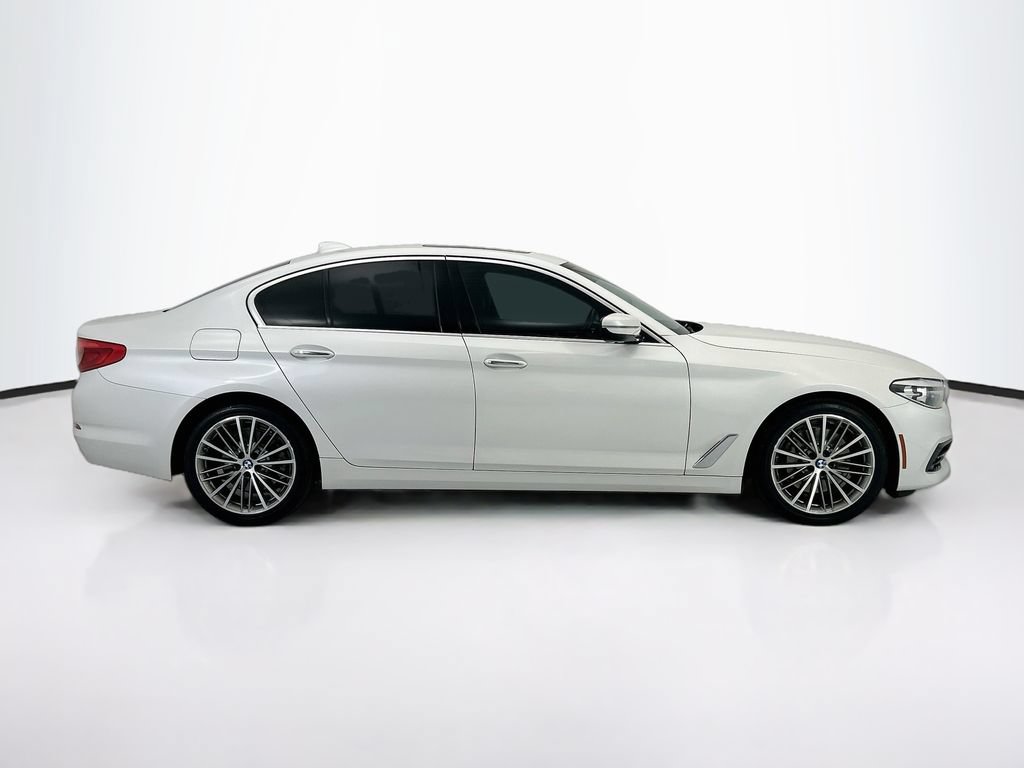 Used 2017 BMW 530i RWD image 4