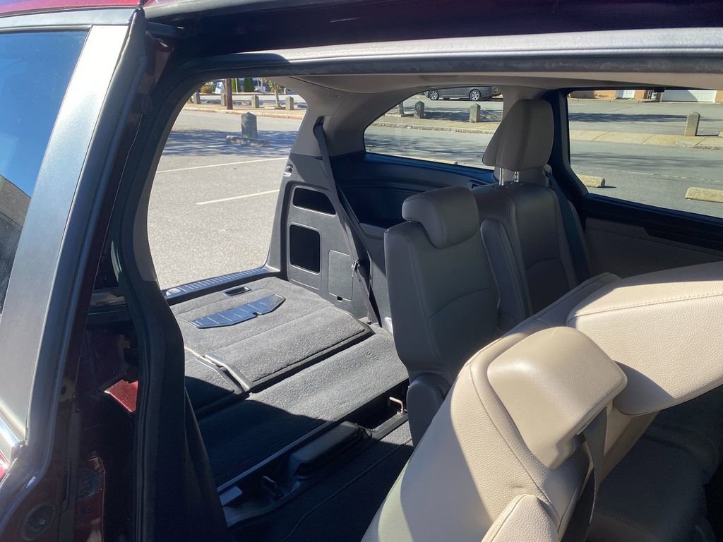 Used 2018 Honda Odyssey EX-L image 28