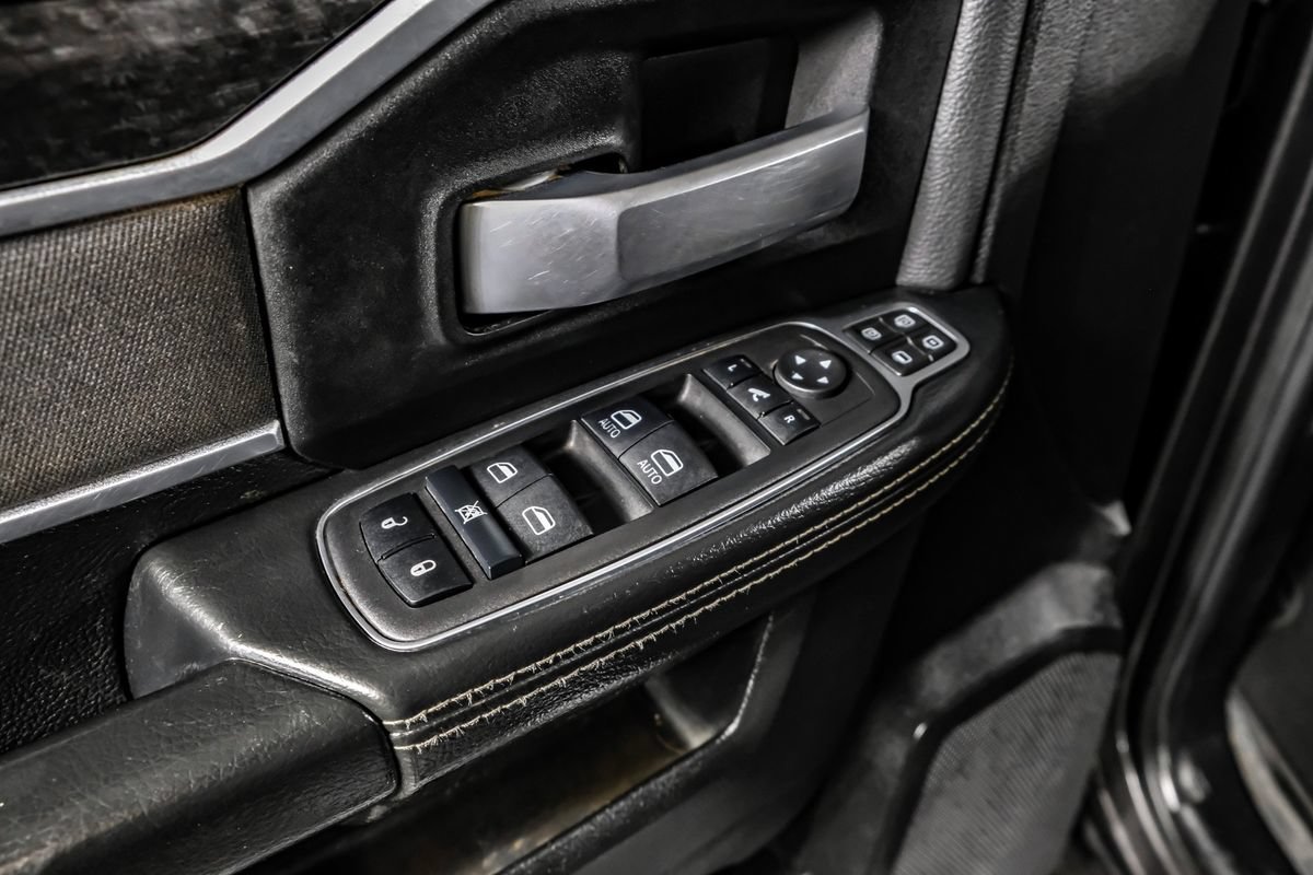 Used 2024 RAM 3500 Big Horn w/ Heated Seats & Wheel Group AWD/4WD image 33