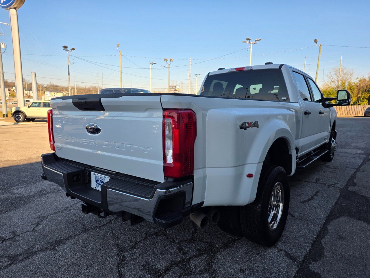 Used 2025 Ford F350 XLT AWD/4WD image 7