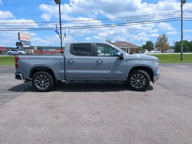 Used 2024 Chevrolet Silverado 1500 LT AWD/4WD image 13