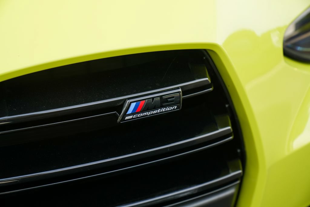 Used 2025 BMW M3 Competition w/ Executive Package RWD image 9