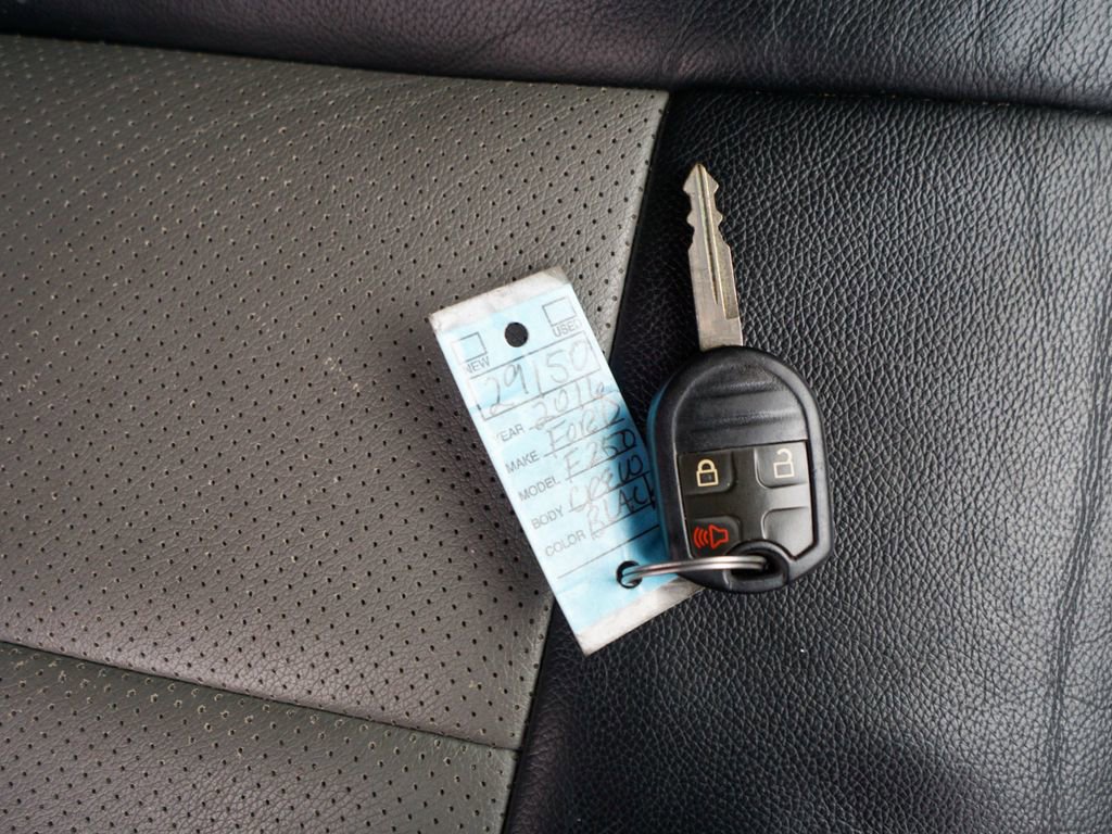 Used 2016 Ford F250 XLT w/ XLT Value Package image 35