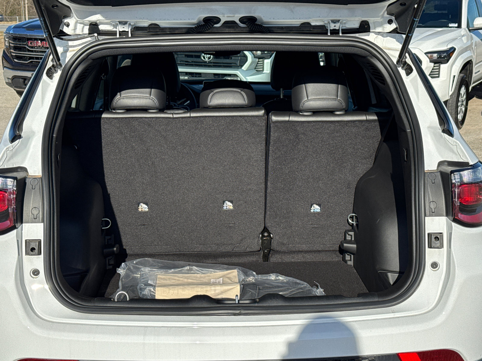 New 2025 Jeep Compass Latitude w/ Altitude Special Edition image 19