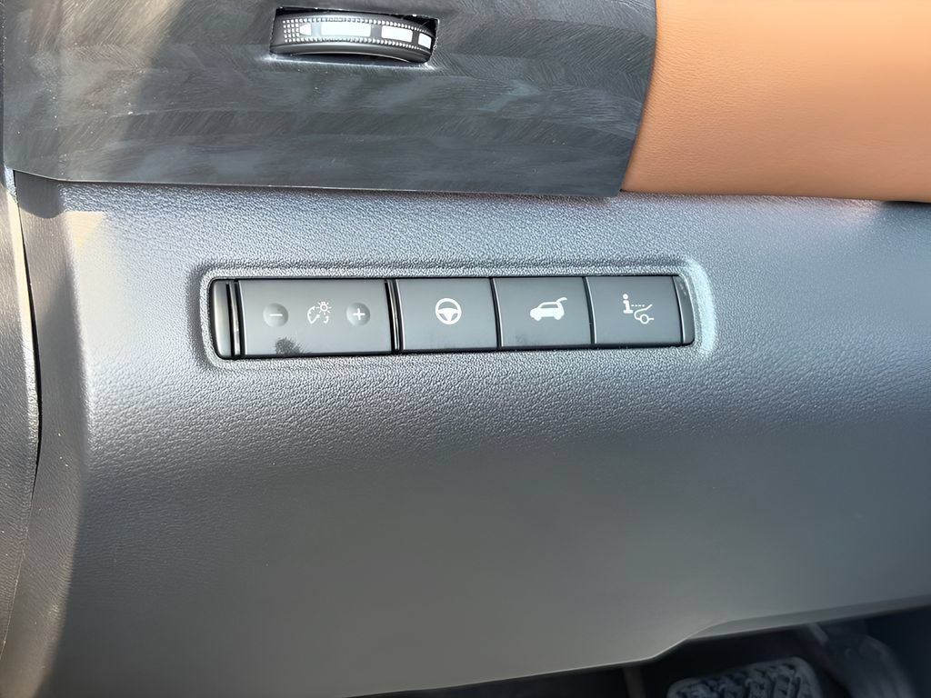 New 2026 Nissan Pathfinder Platinum AWD/4WD image 23