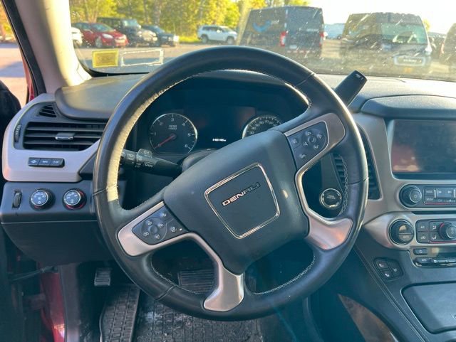 Used 2015 GMC Yukon Denali w/ Touring Package AWD/4WD image 16