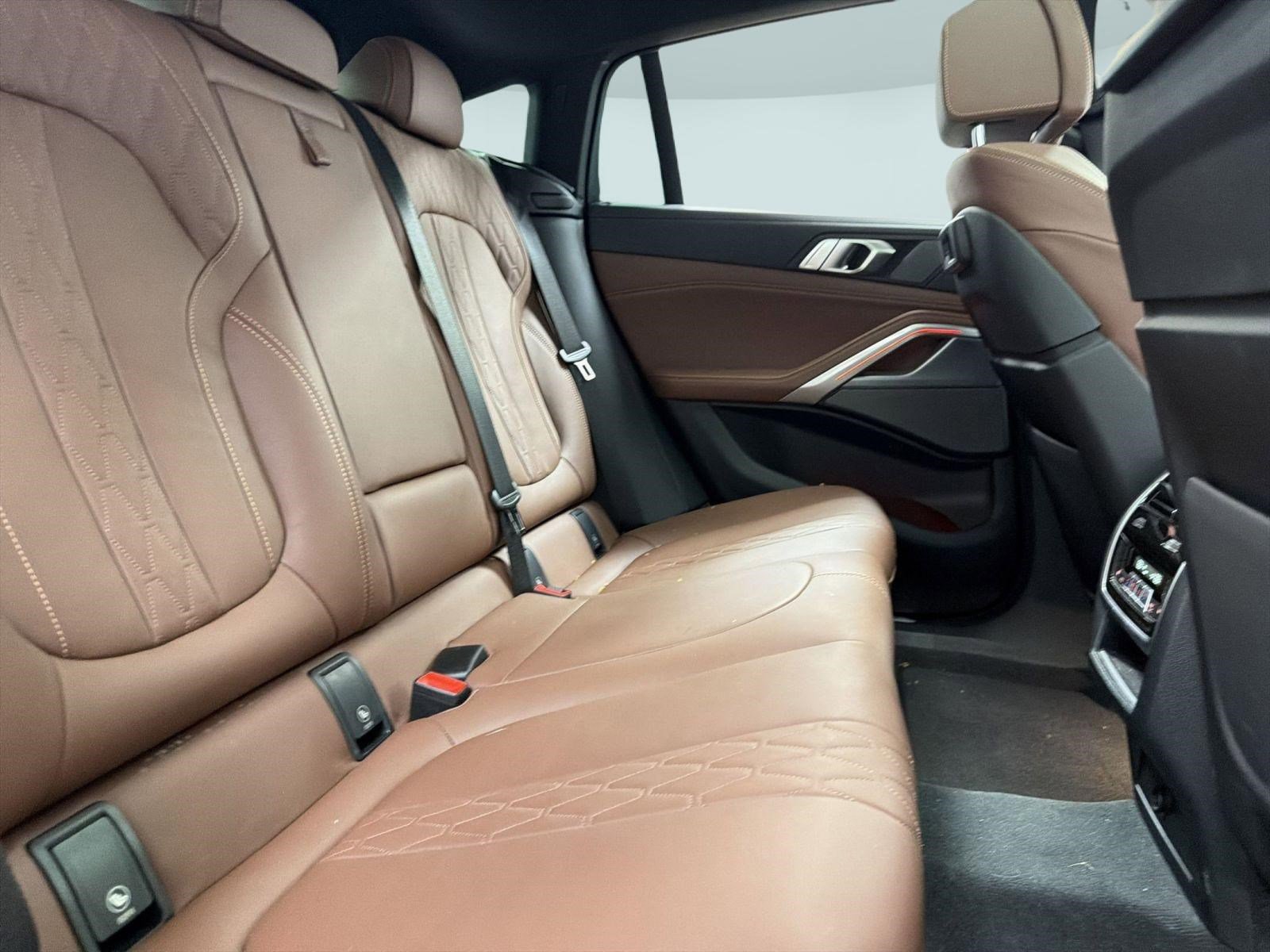 Certified 2023 BMW X6 M50i AWD/4WD image 30
