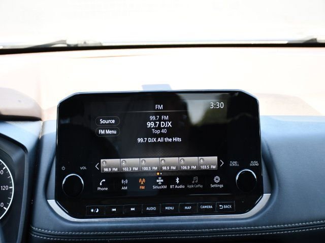 Used 2023 Nissan Rogue SL w/ SL Premium Package FWD image 29