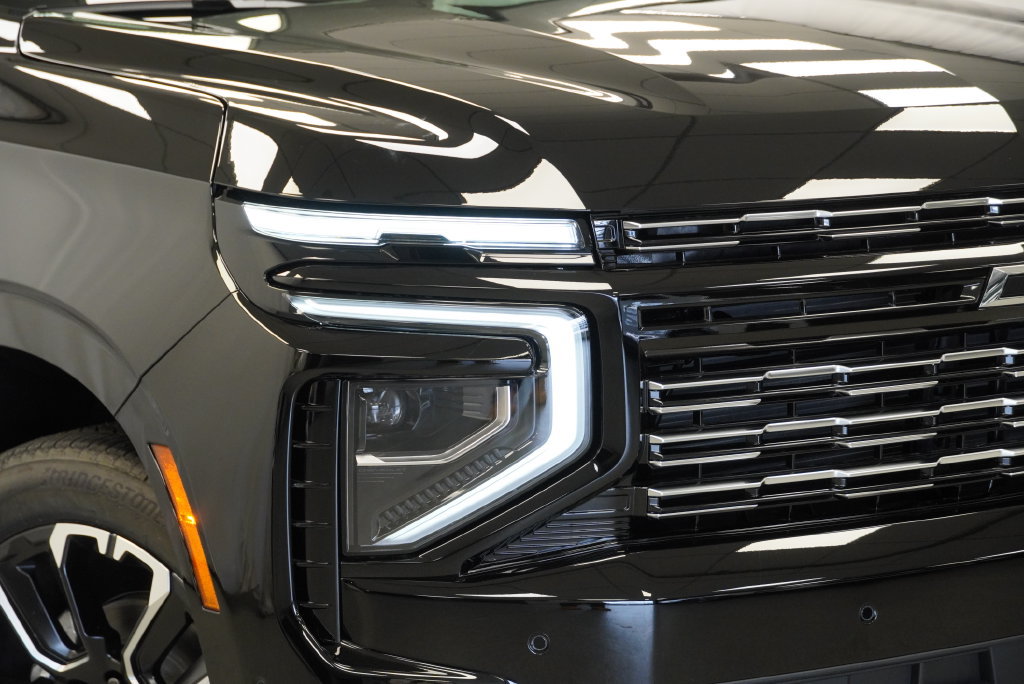 New 2026 Chevrolet Suburban High Country AWD/4WD image 33