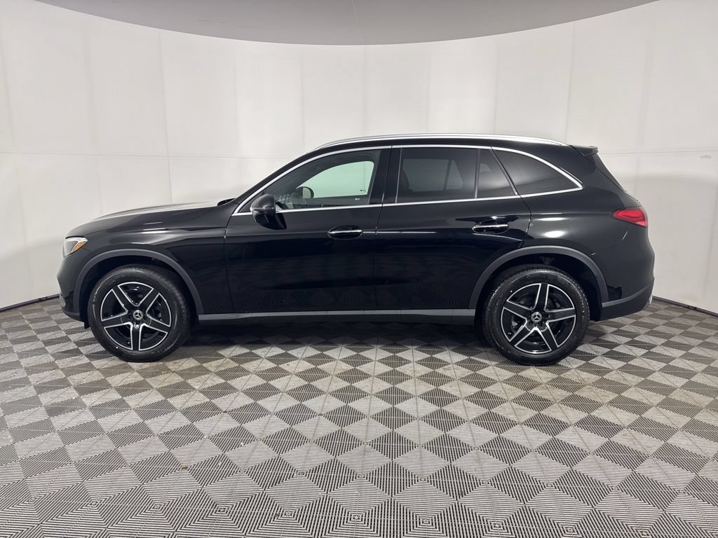 New 2026 Mercedes-Benz GLC 300 4MATIC image 2