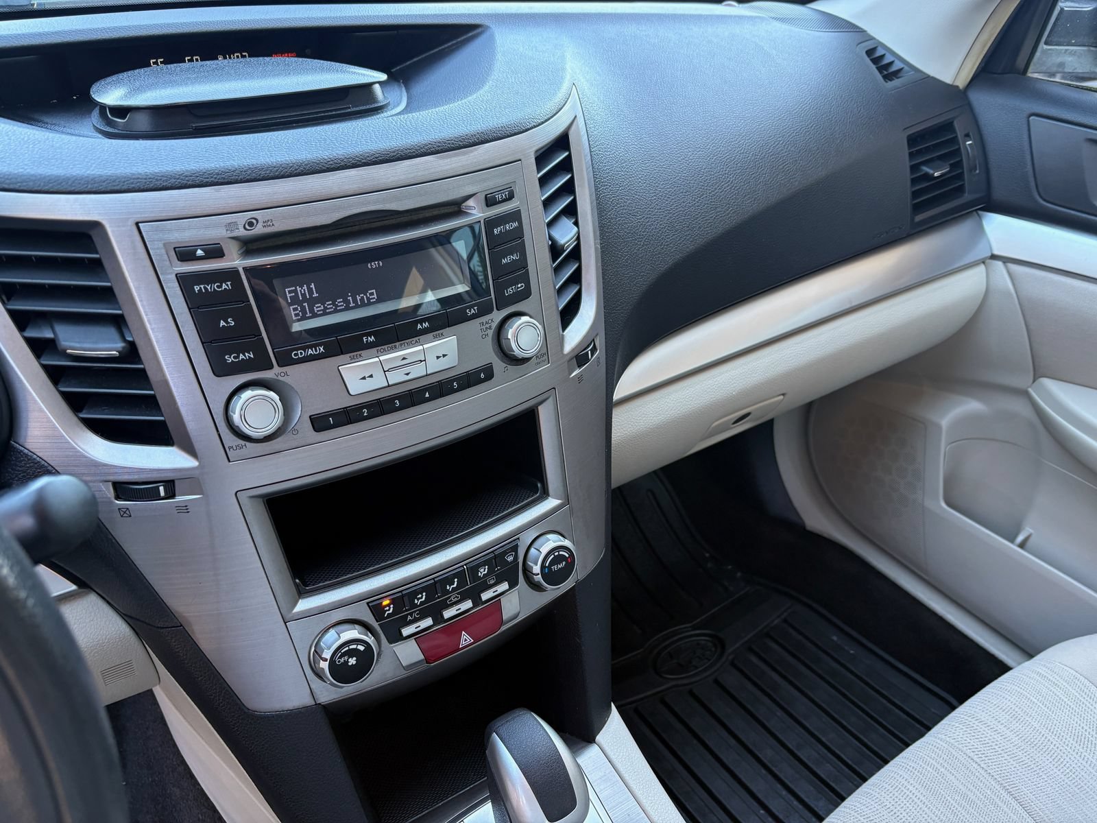 Used 2014 Subaru Outback 2.5i AWD/4WD image 29