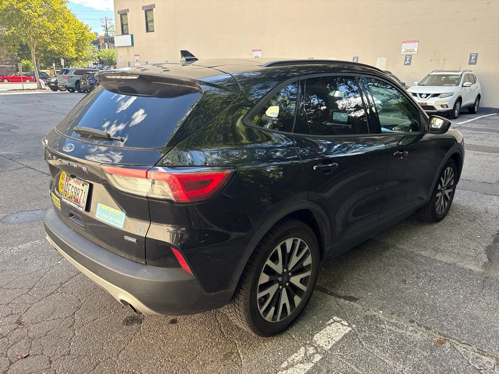 Used 2020 Ford Escape SE Sport FWD image 3